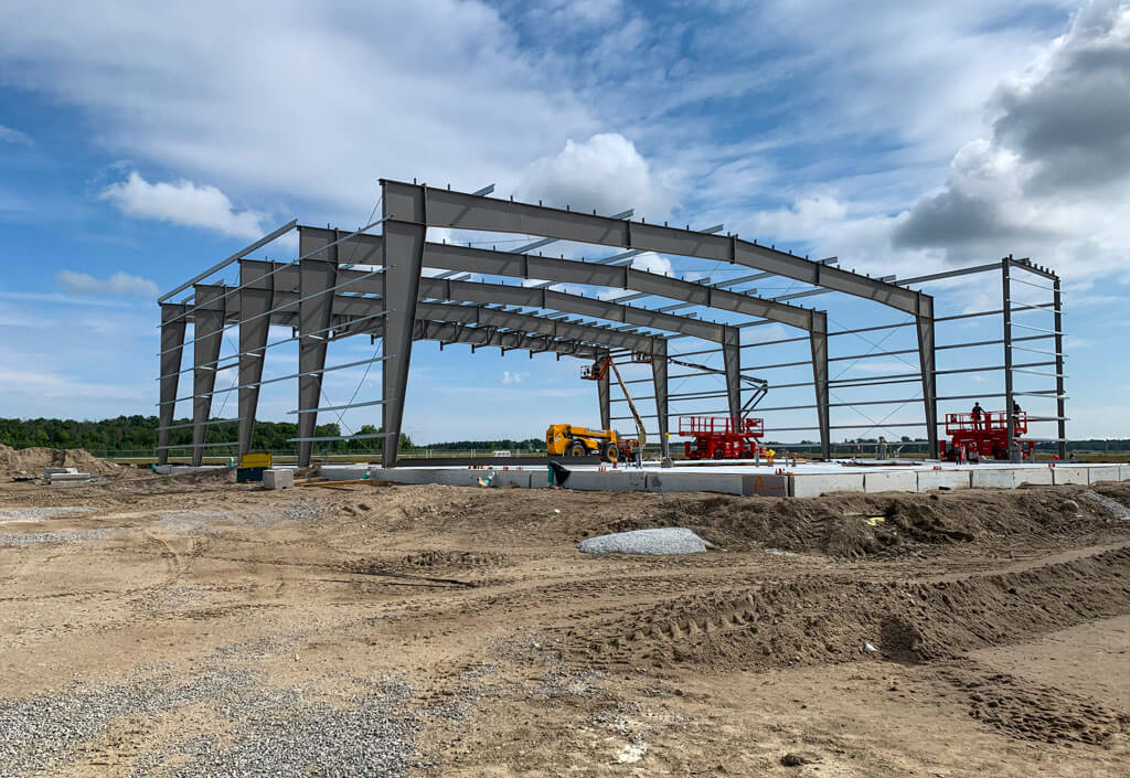 BEHLEN Steel Buildings LP: Air Bravo Hangar